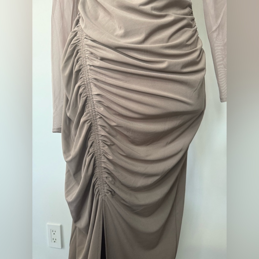 Self-Portrait One-Shoulder Ruched Midi Dress – Size 6 - Picture 6 of 17